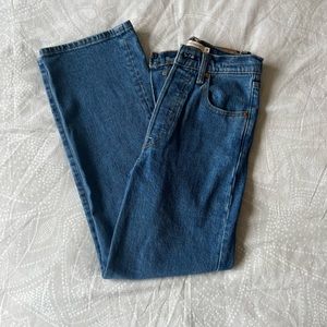 Levi’s Ribcage Straight Ankle Jeans